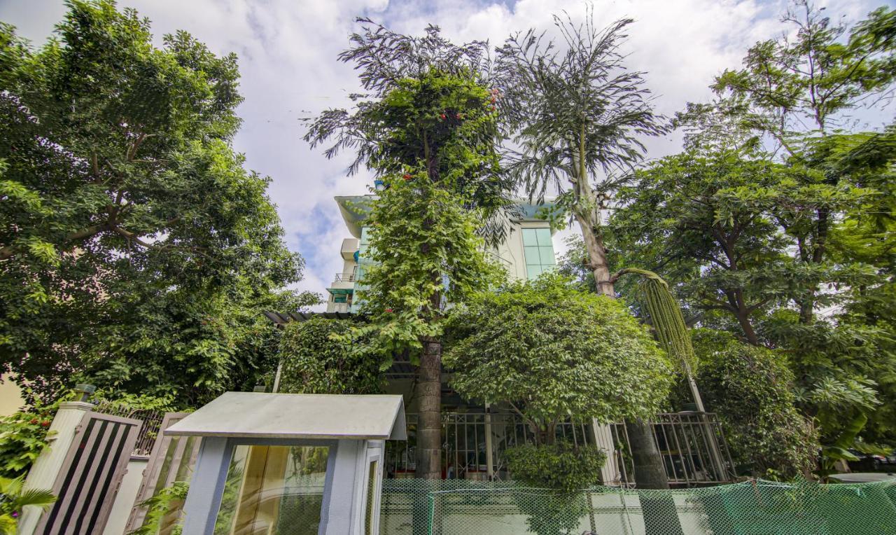 Treebo Mall View, Dlf Phase II Gurgaon Exterior photo